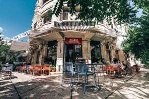 SHC introduce un nou concept urban retro în portofoliu: Stadio Cafe Popular